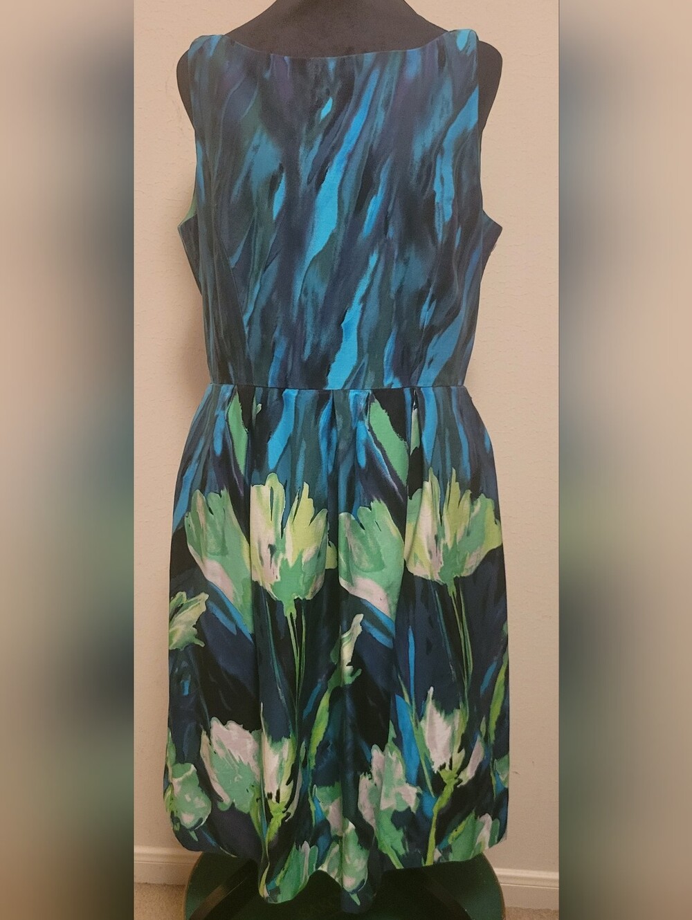 Muse Sleeveless Fit-and-Flare Floral Dress in Blue and Green